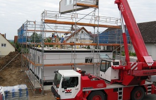 housebuilding-1407462_640.jpg